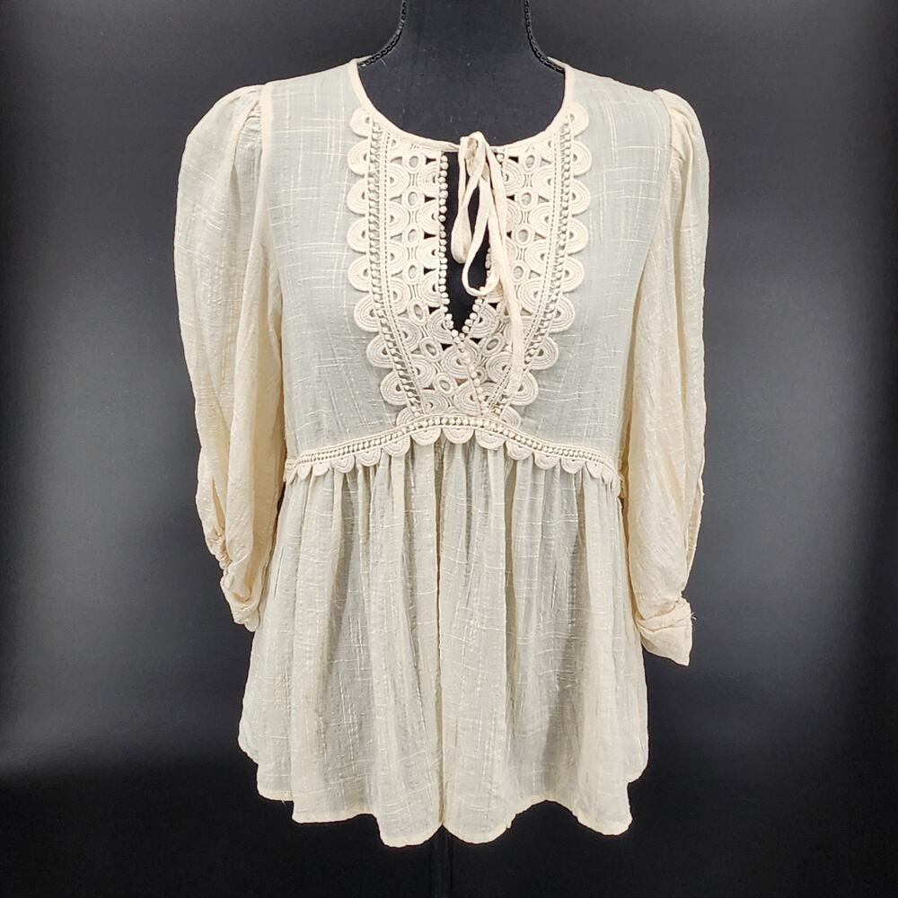 Max Studio Women's Boho Crochet Accented Keyhole Front Empire Waist Blouse Sz XS